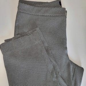 NYDJ black and white stretch ankle length pants Size 16W‎